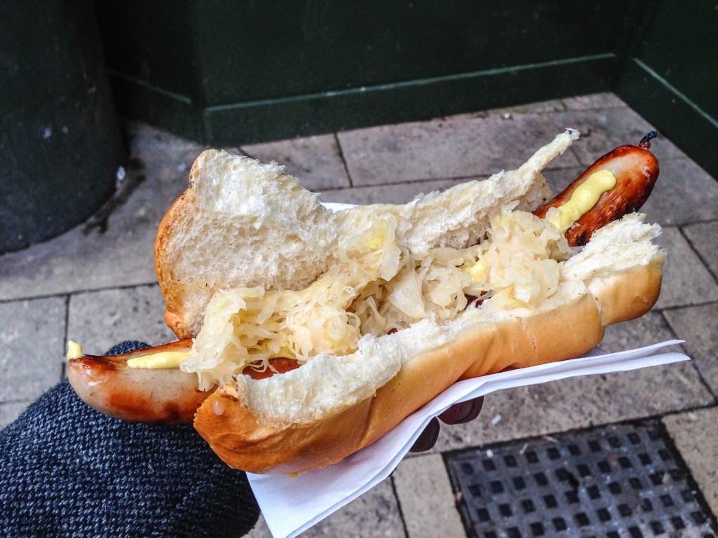Bratwurst med surkål