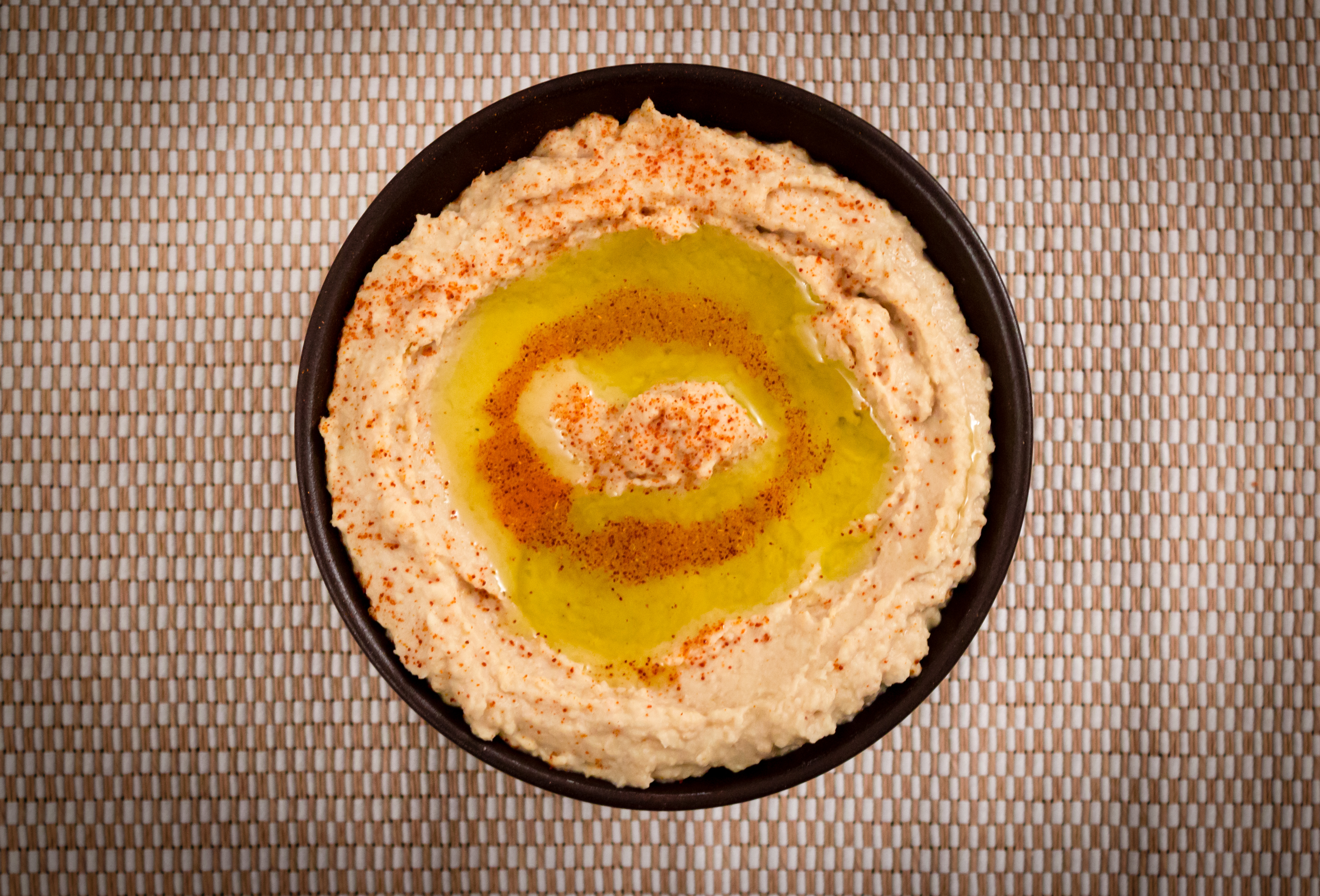 Hemgjord hummus