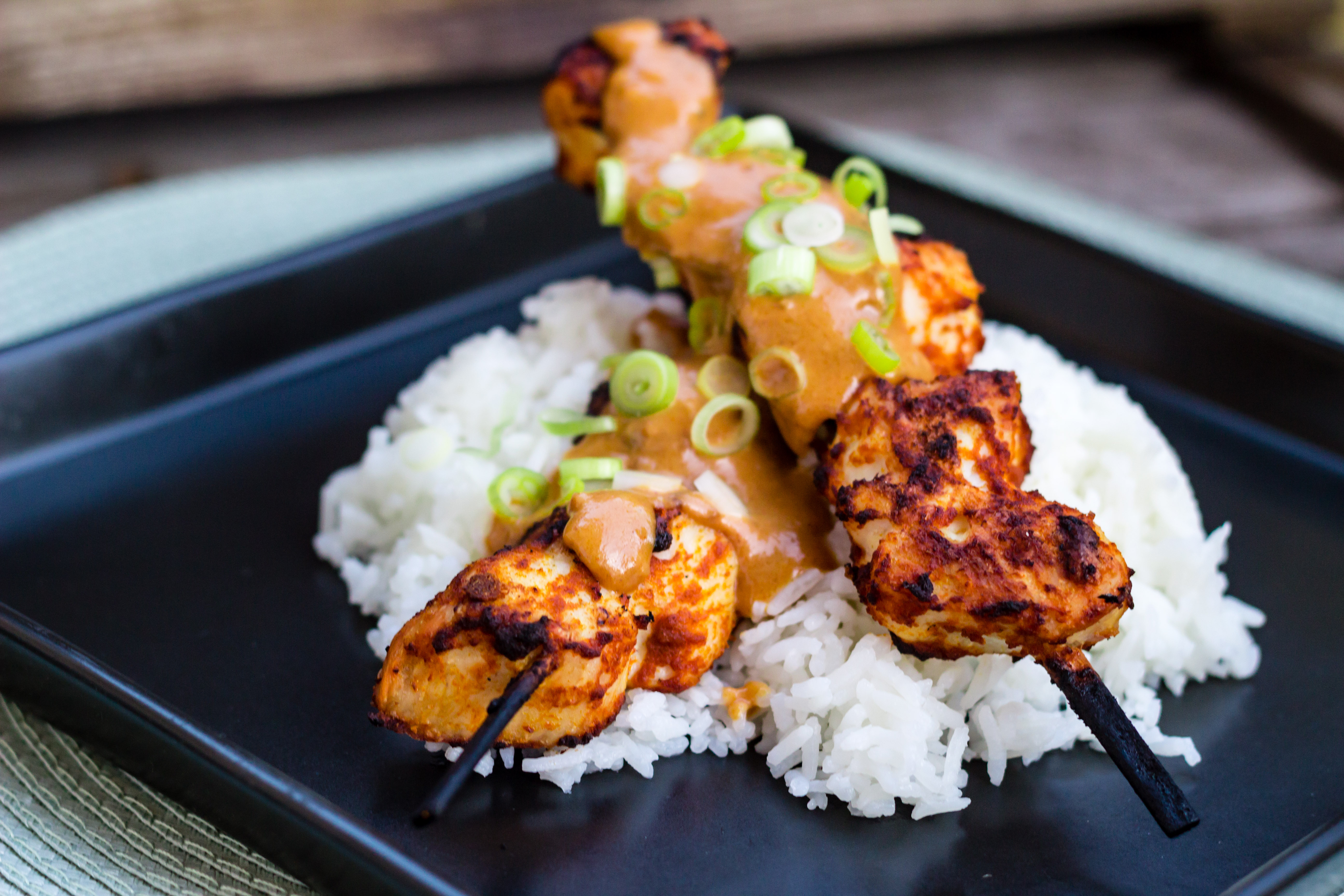 Kyckling satay med jordnötssås